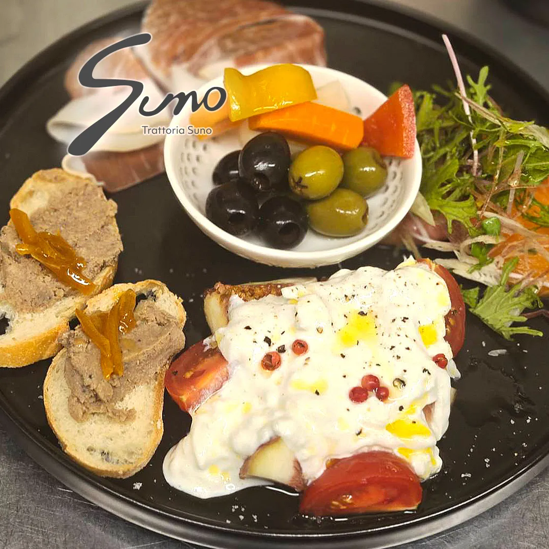 彩り豊かな前菜盛合わせの一例です。