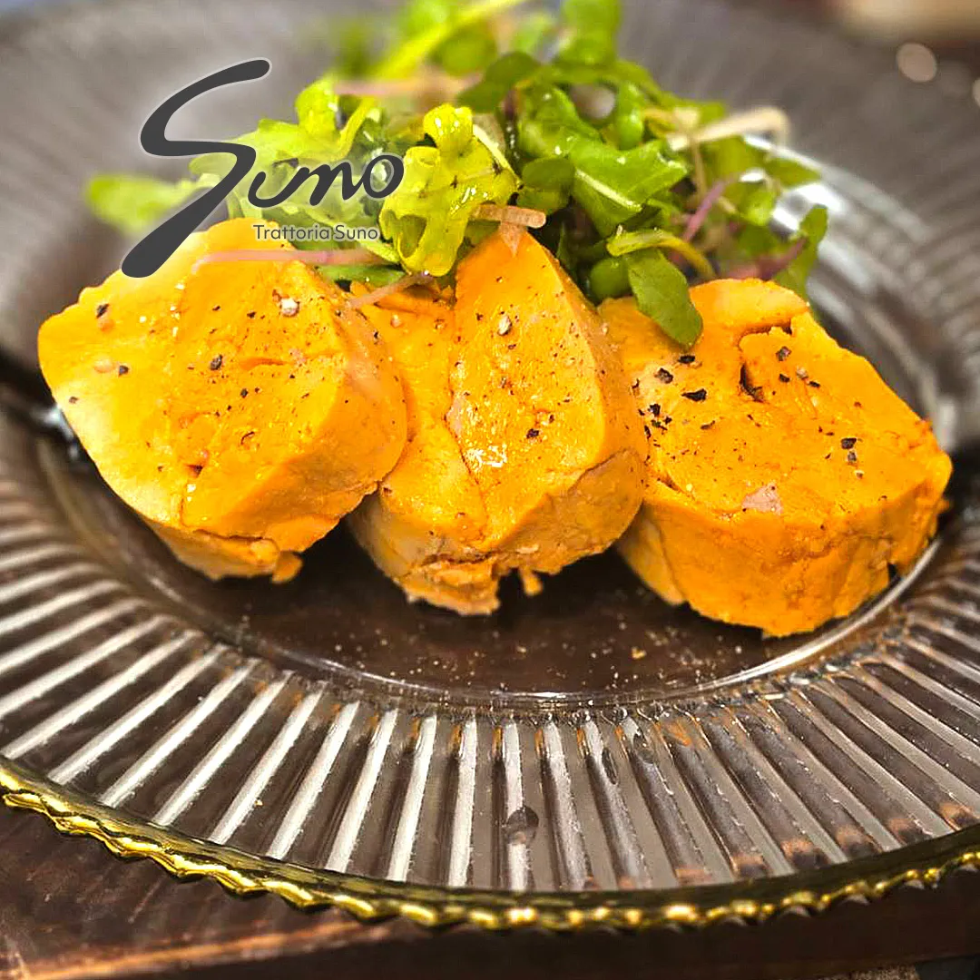 冬の味覚 “あん肝のテリーヌ” です。